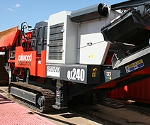Crushers and screeners